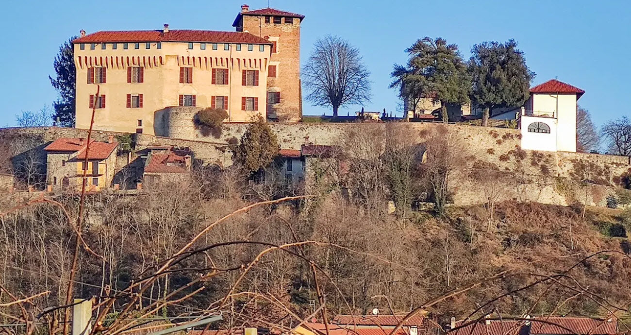 Castello di Roppolo, Italy